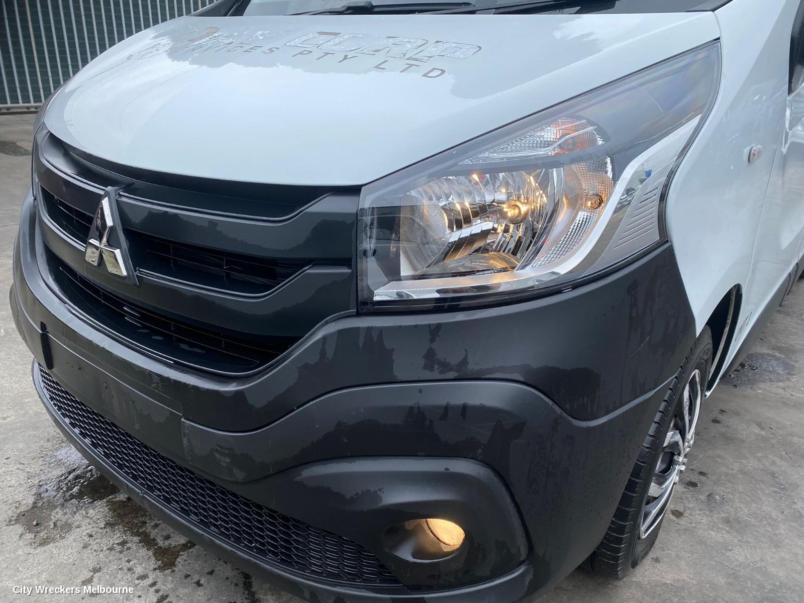 MITSUBISHI EXPRESS RIGHT FRONT DOOR, SN, 03/2020 - 12/2022
