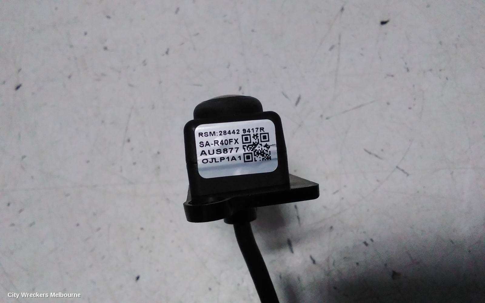 RENAULT TRAFIC REVERSE CAMERA, X82, REVERSE CAMERA (LEFT BARN DOOR MOUNTED), 01/2015 ONWARDS