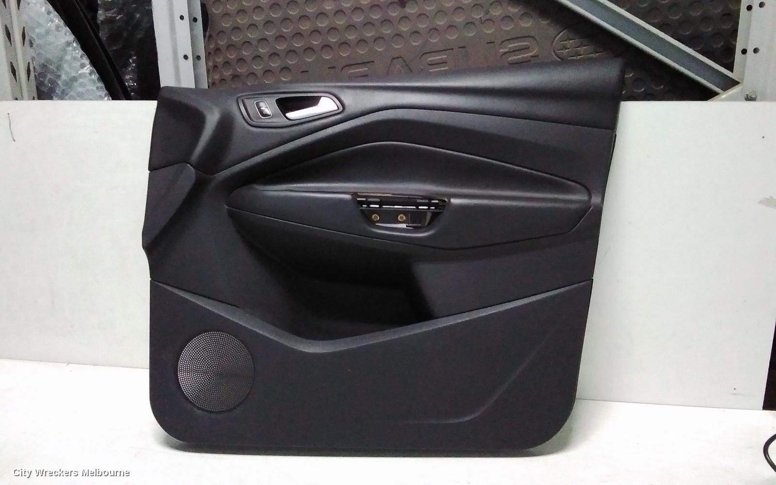 FORD ESCAPE DOOR TRIM, RH FRONT, ZG, 09/2016 - 05/2020