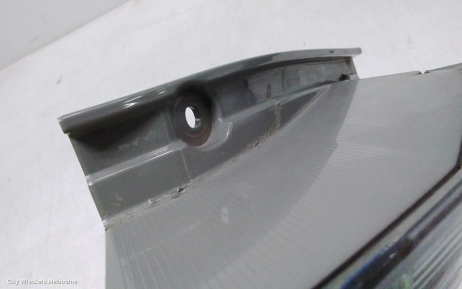 TOYOTA ESTIMA RIGHT TAILLIGHT, XR50, CLEAR, LENS# 28-196, 05-19 (IMPORT)