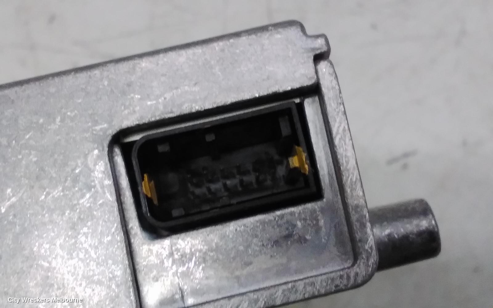 LDV G10 REVERSE CAMERA, SV7A/SV7C, FRONT CAMERA (WINDSCREEN MOUNTED), WAGON/VAN, 04/2015 ONWARDS