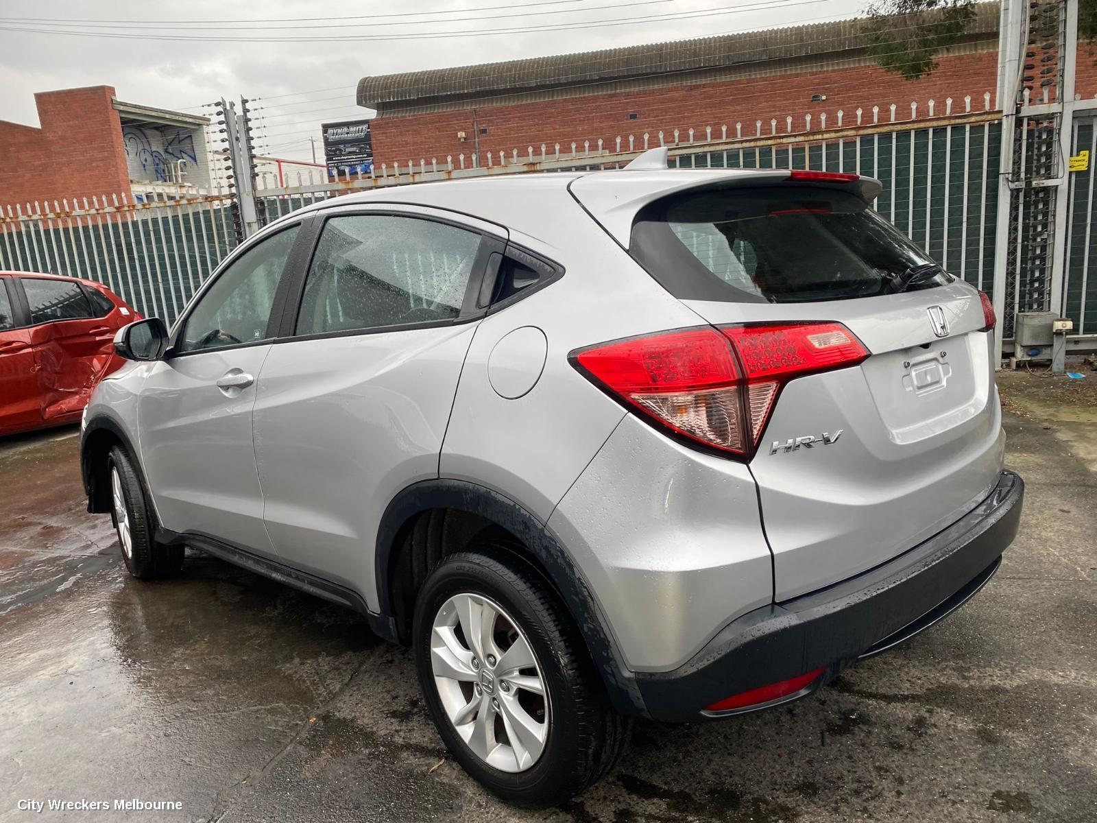 HONDA HRV RIGHT TAILLIGHT, RU5, VTI, LED, NON OPTICAL GUIDE TYPE, 12/2014 - 06/2018