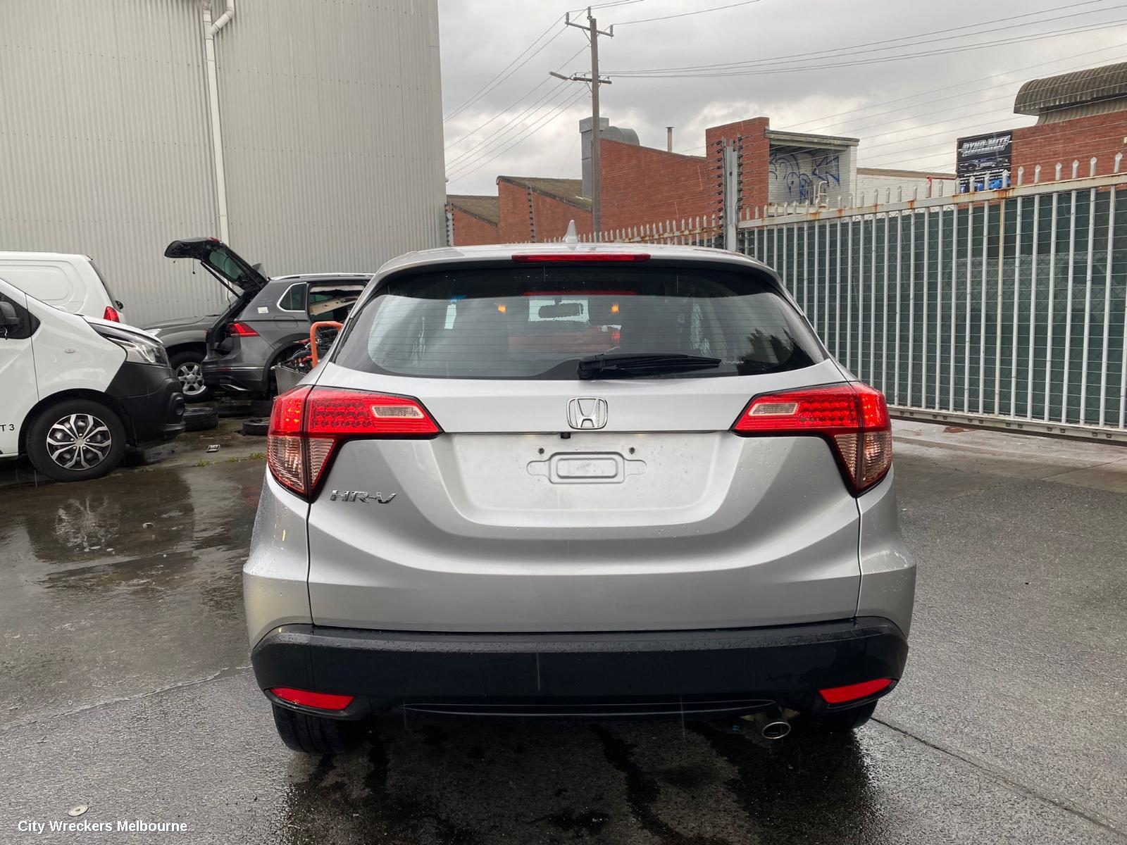 HONDA HRV RIGHT TAILLIGHT, RU5, VTI, LED, NON OPTICAL GUIDE TYPE, 12/2014 - 06/2018