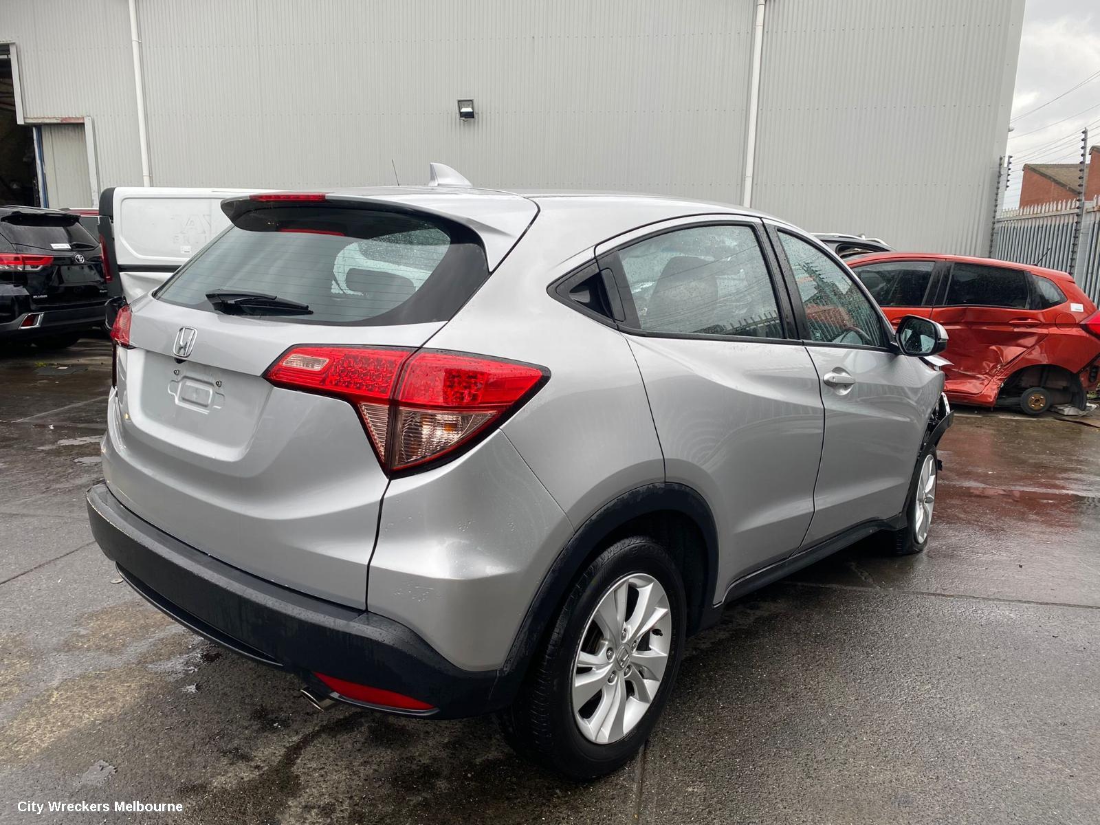 HONDA HRV RIGHT TAILLIGHT, RU5, VTI, LED, NON OPTICAL GUIDE TYPE, 12/2014 - 06/2018