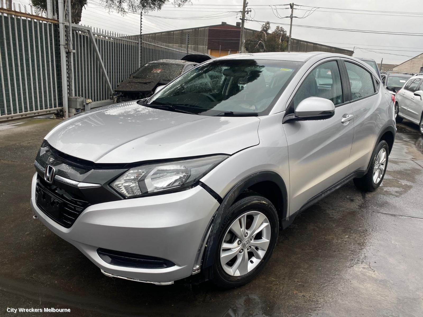 HONDA HRV RIGHT TAILLIGHT, RU5, VTI, LED, NON OPTICAL GUIDE TYPE, 12/2014 - 06/2018