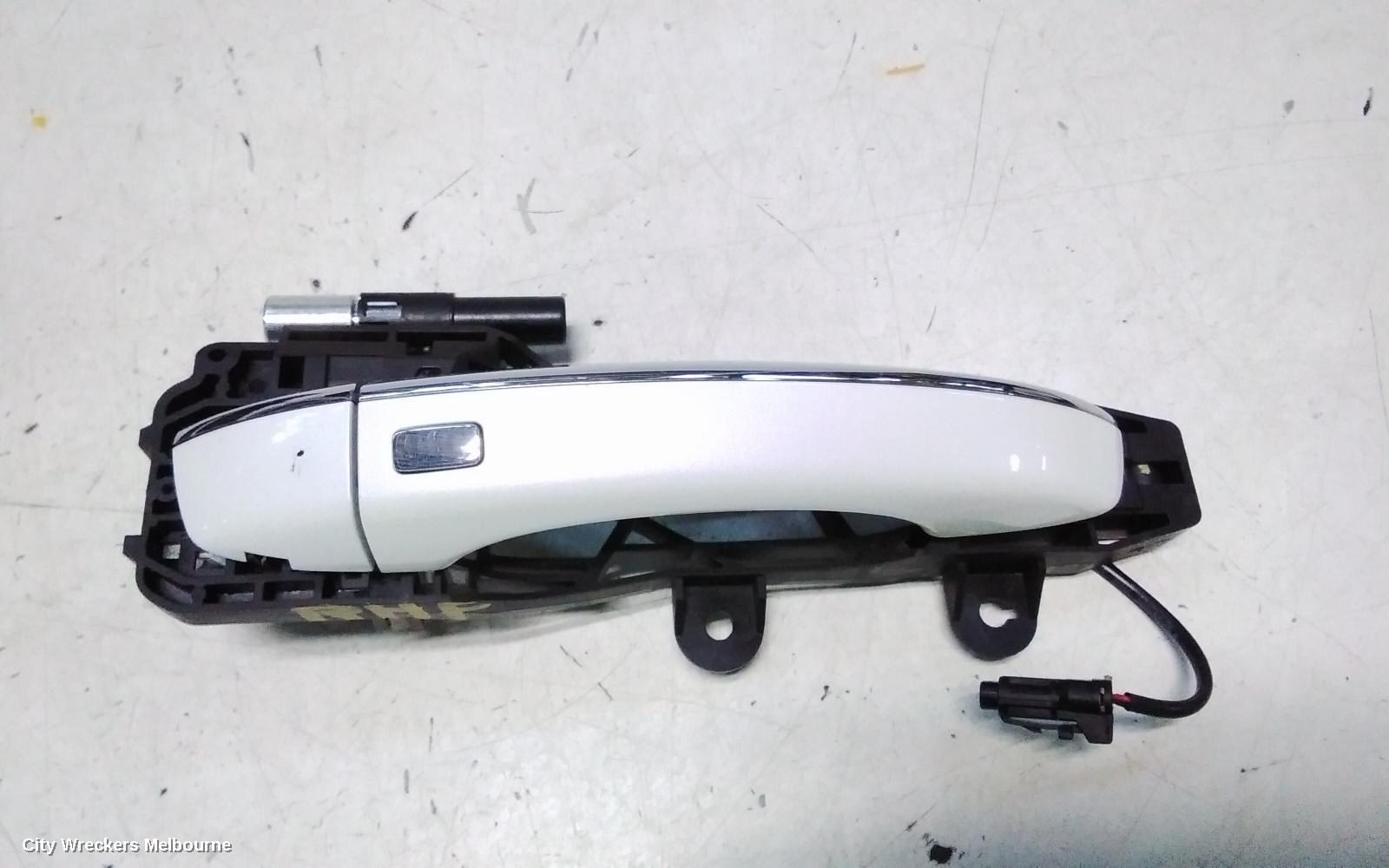 MG HS DOOR HANDLE, RH FRONT, OUTER, COLOUR CODED, NON CHROME INSERT,  SAS23, 09/2019 - 12/2024