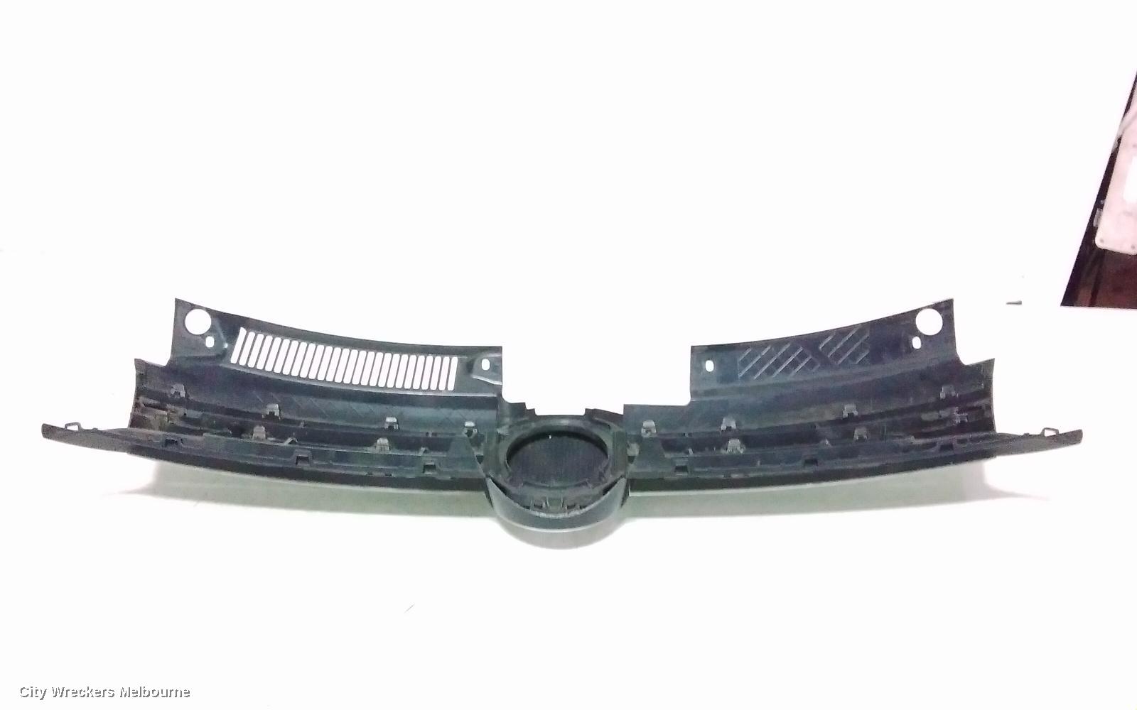 VOLKSWAGEN GOLF GRILLE, RADIATOR GRILLE, GEN 6, 5DR HATCH, BLACK/BLACK, 10/2008 - 03/2013