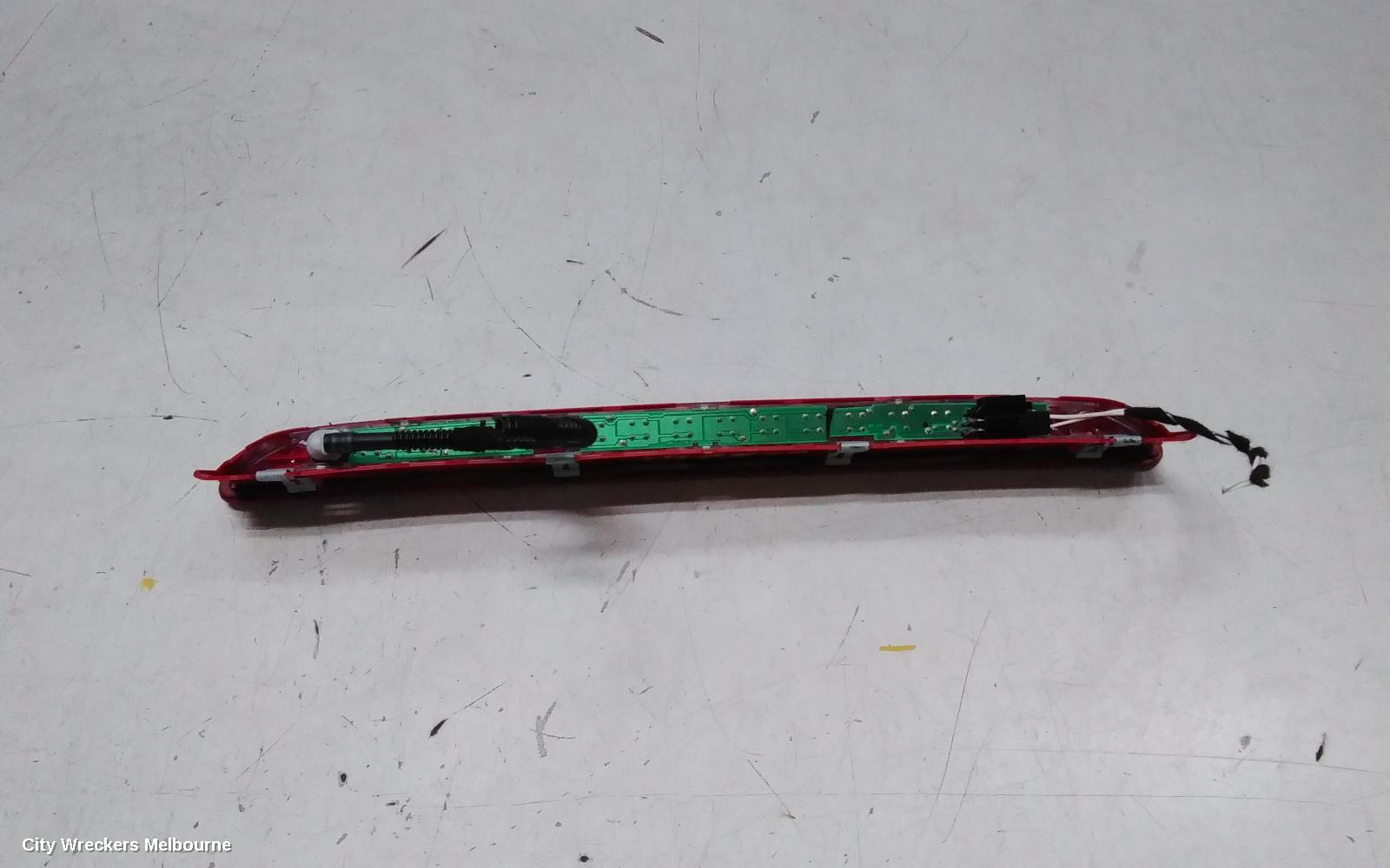 VOLKSWAGEN GOLF HIGH LEVEL STOPLIGHT, GEN 6, HATCH, NON GTI/R, 10/2008 - 12/2015