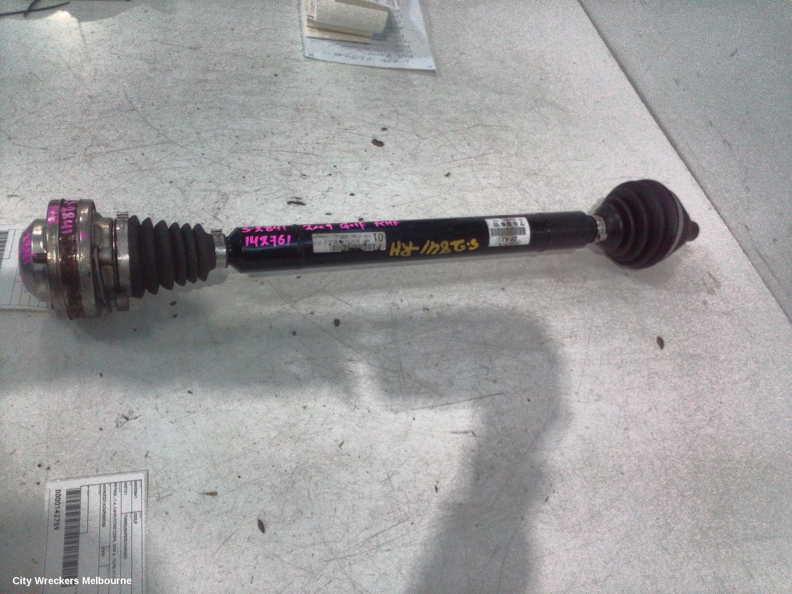 VOLKSWAGEN GOLF RIGHT DRIVESHAFT, FRONT, AUTO T/M, PETROL, 1.4, GEN 6, 10/2008 - 01/2016