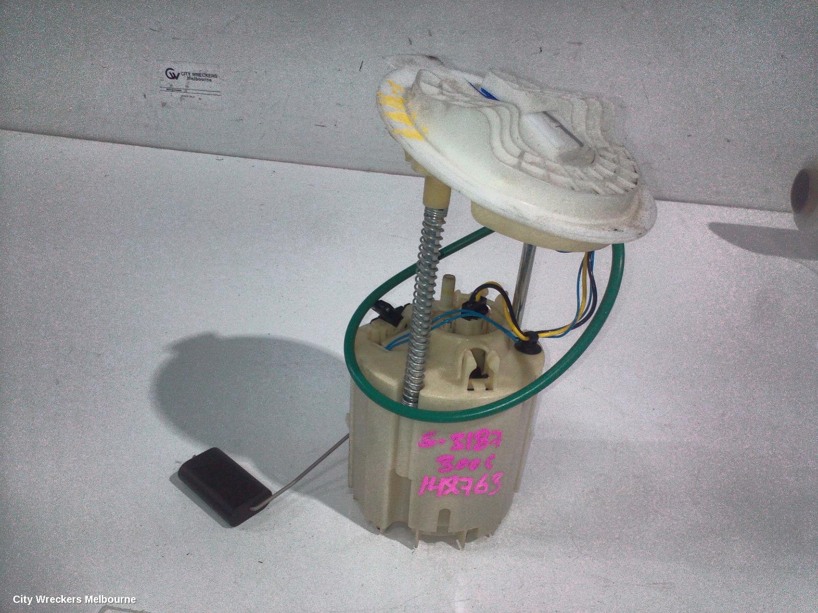 CHRYSLER 300C FUEL PUMP, PETROL, 6.4, LX, 12/2011 - 12/2021