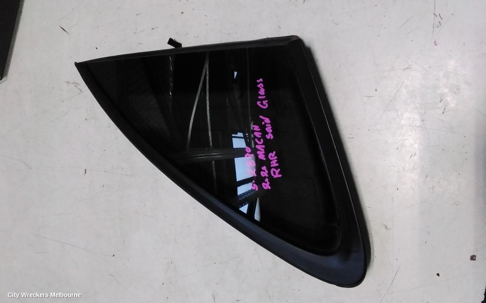 PORSCHE MACAN RIGHT REAR SIDE GLASS, 95B, 06/2014 - 12/2025