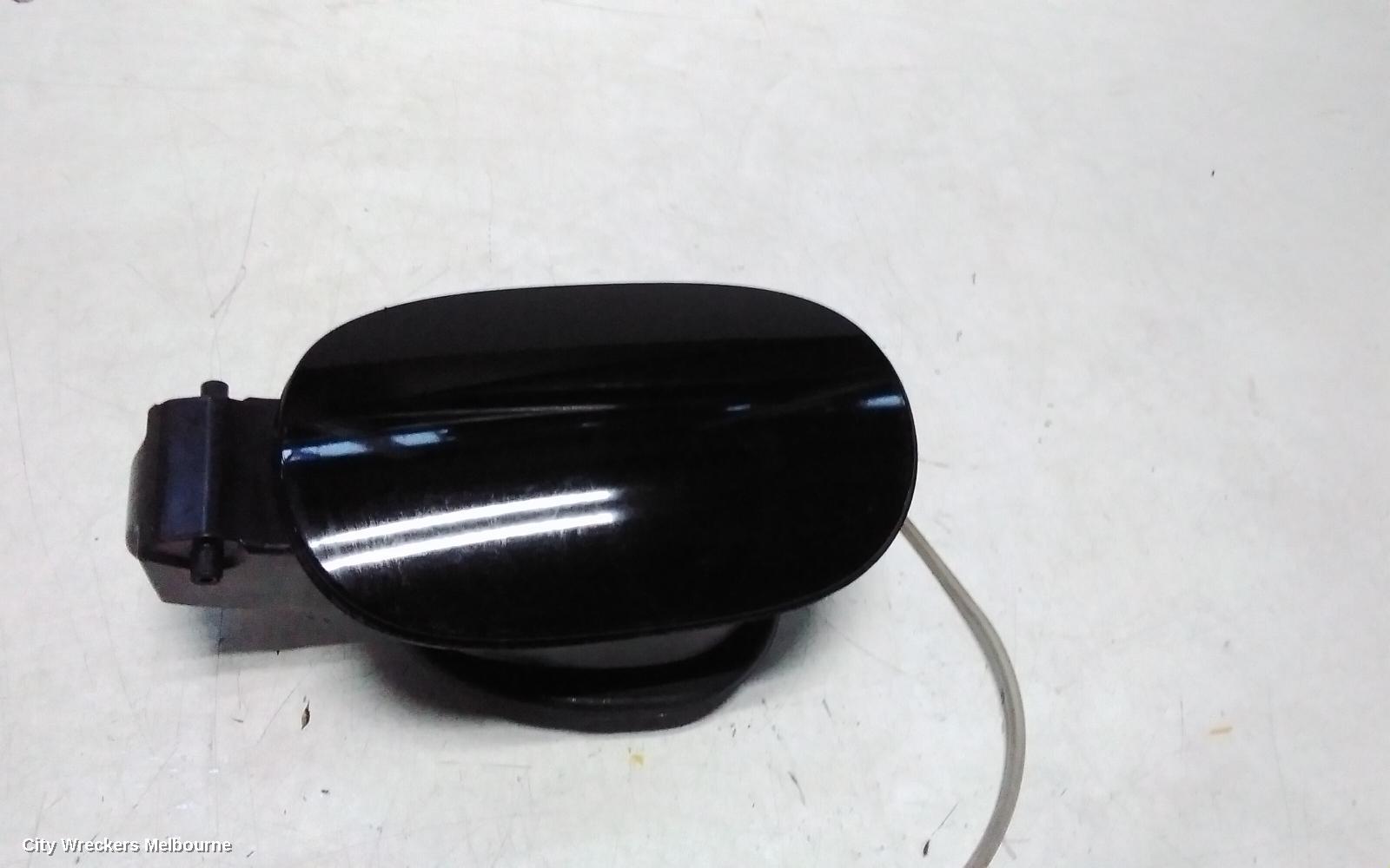 PORSCHE MACAN FUEL DOOR / FILLER, 95B, 06/2014 - 12/2025
