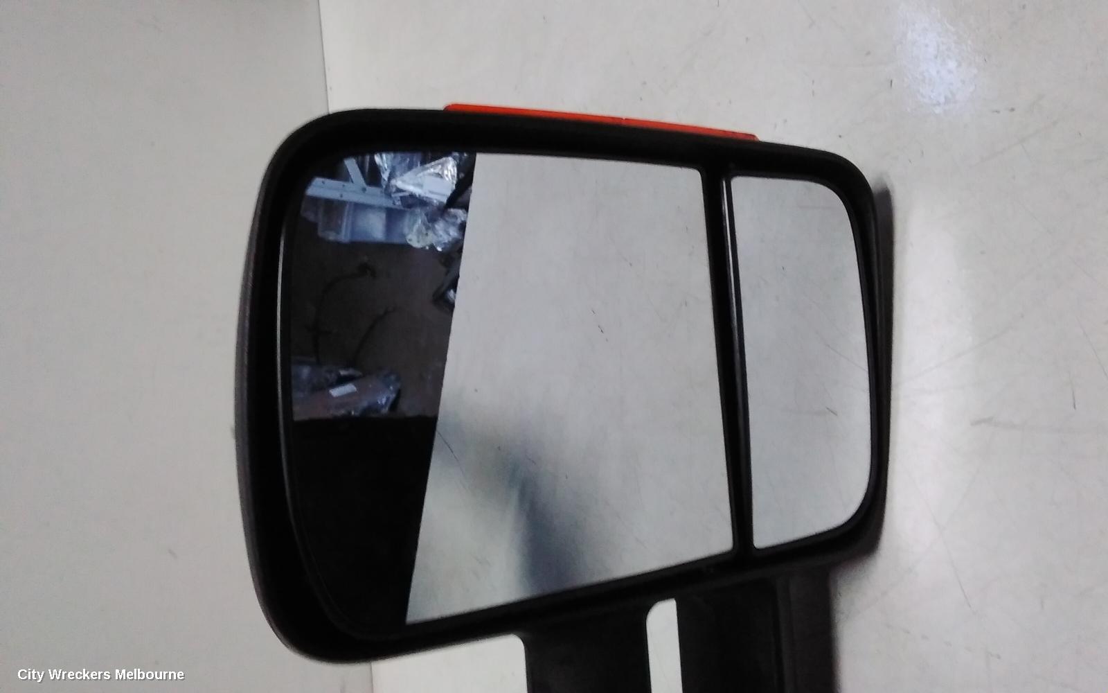 ISUZU DMAX RIGHT DOOR MIRROR, POWER, BLACK, W/ FLASHER TYPE, RA, 10/2008 - 07/2012