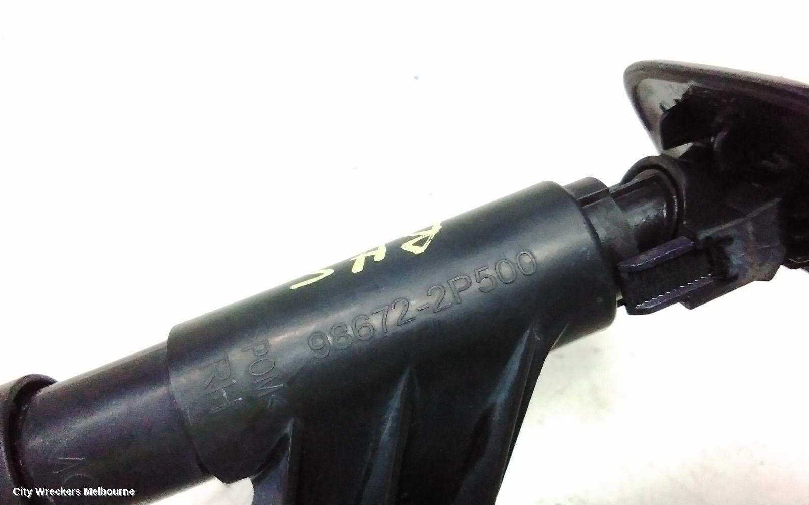 KIA SORENTO WASHER JET, XM, 10/2009 - 12/2014