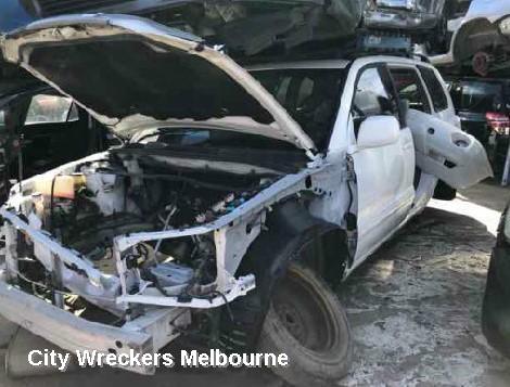 TOYOTA KLUGER LEFT FRONT DOOR, MCU28R, 01/2001 - 04/2007