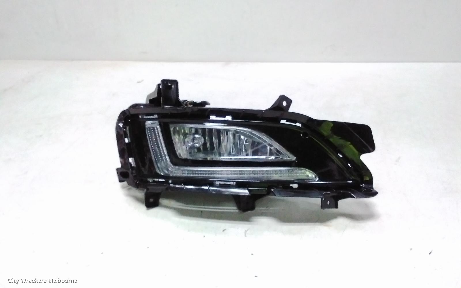 HYUNDAI TUCSON RIGHT INDICATOR/FOG/SIDE, BUMPER FOGLAMP, W/ DAYTIME RUNNING LAMP, TL, KOREAN BUILT (VIN KMHJ), 07/2018 - 01/2021