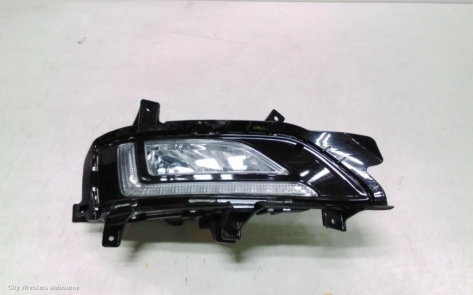 HYUNDAI TUCSON RIGHT INDICATOR/FOG/SIDE, BUMPER FOGLAMP, W/ DAYTIME RUNNING LAMP, TL, KOREAN BUILT (VIN KMHJ), 07/2018 - 01/2021