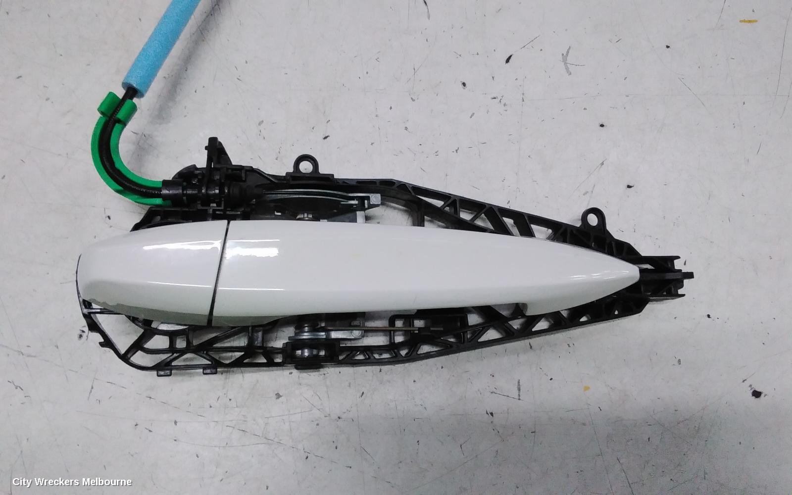 BMW X1 DOOR HANDLE, OUTER, LH FRONT, KEYLESS TYPE, F48, 08/2015 - 06/2022