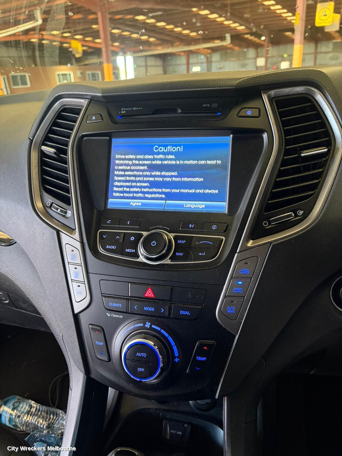 HYUNDAI SANTA FE RADIO/CD/DVD/SAT/TV, DISPLAY & CONTROL UNIT, SAT NAV TYPE, DM, 06/2012 - 05/2015