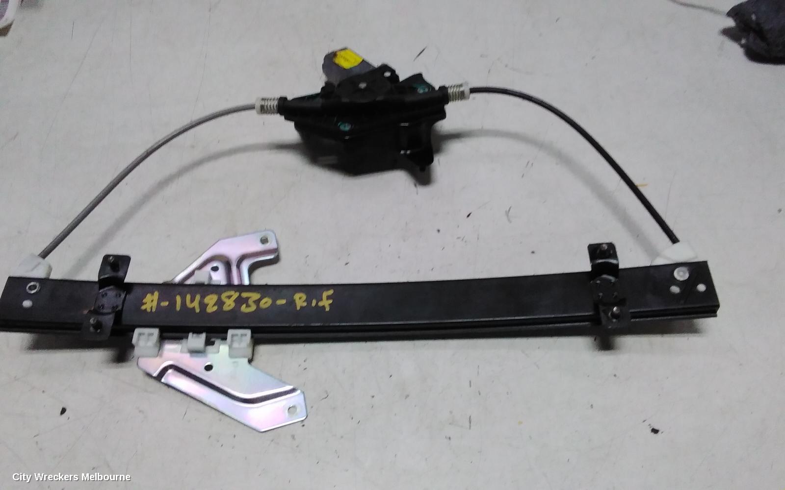 MG MG3 RIGHT FRONT WINDOW REG/MOTOR, DOOR REG ASSY (REG AND MOTOR), SZP1, 07/2016 - 10/2025