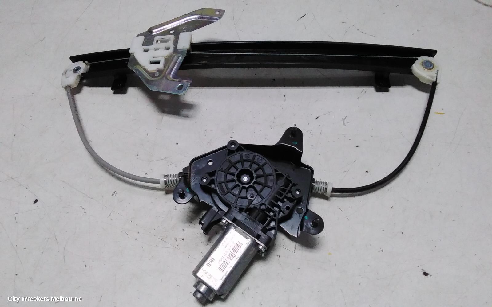MG MG3 RIGHT FRONT WINDOW REG/MOTOR, DOOR REG ASSY (REG AND MOTOR), SZP1, 07/2016 - 10/2025