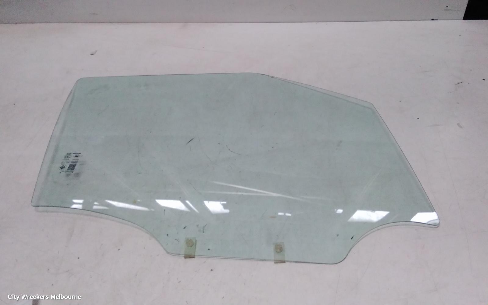 MG MG3 RIGHT FRONT DOOR WINDOW, SZP1, NON TINTED TYPE, 07/2016 - 10/2025