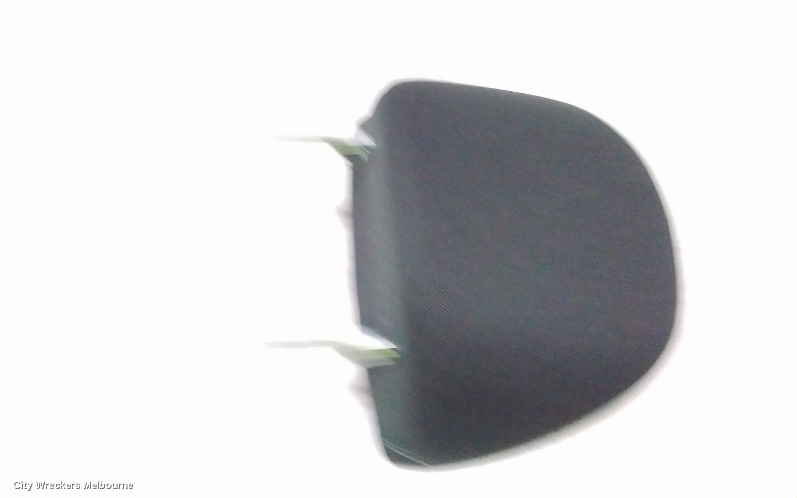 MITSUBISHI OUTLANDER HEADREST, RH REAR 3RD ROW, CLOTH, BLACK, ZM, 08/2021 ONWARDS