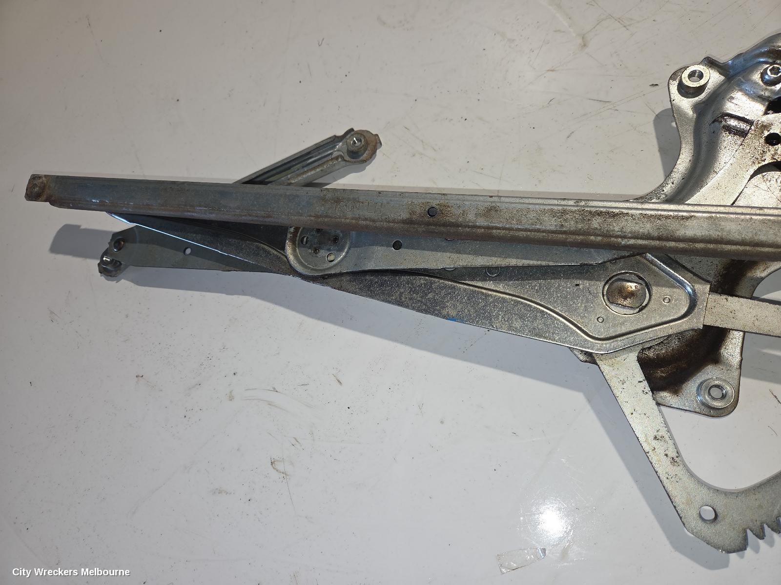 TOYOTA COROLLA LEFT FRONT WINDOW REG/MOTOR, ZRE152/20153R, 03/2007 - 10/2013