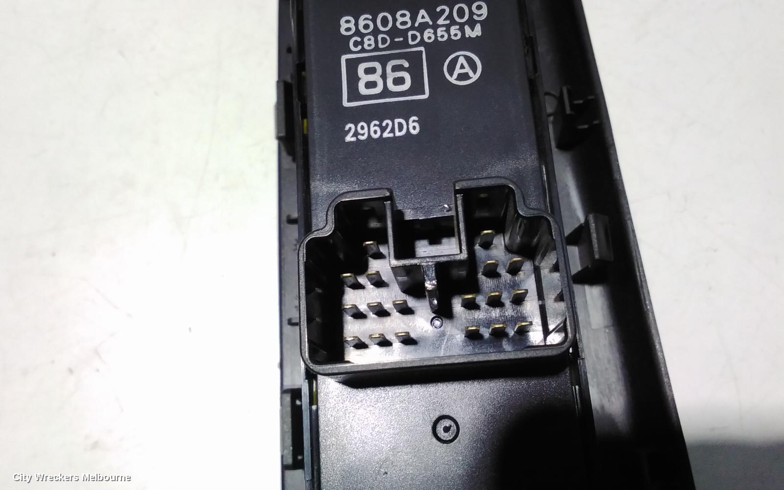 PEUGEOT 4008 PWR DR WIND SWITCH, RH FRONT (MASTER SWITCH), 04/2012 - 12/2017