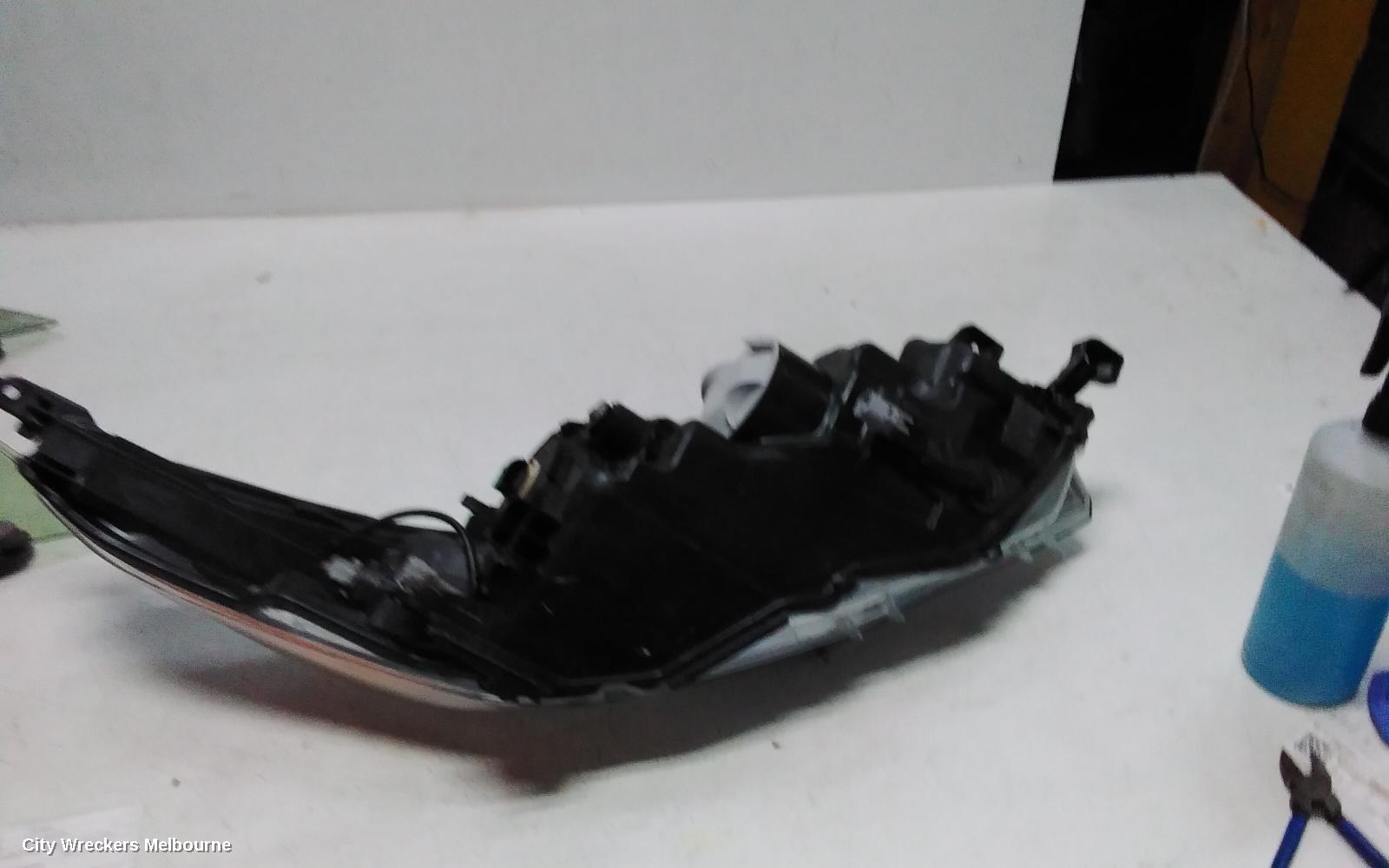 TOYOTA KLUGER LEFT HEADLAMP, GSU50/GSU55, GX/GXL, HALOGEN TYPE, 12/2013 - 10/2016