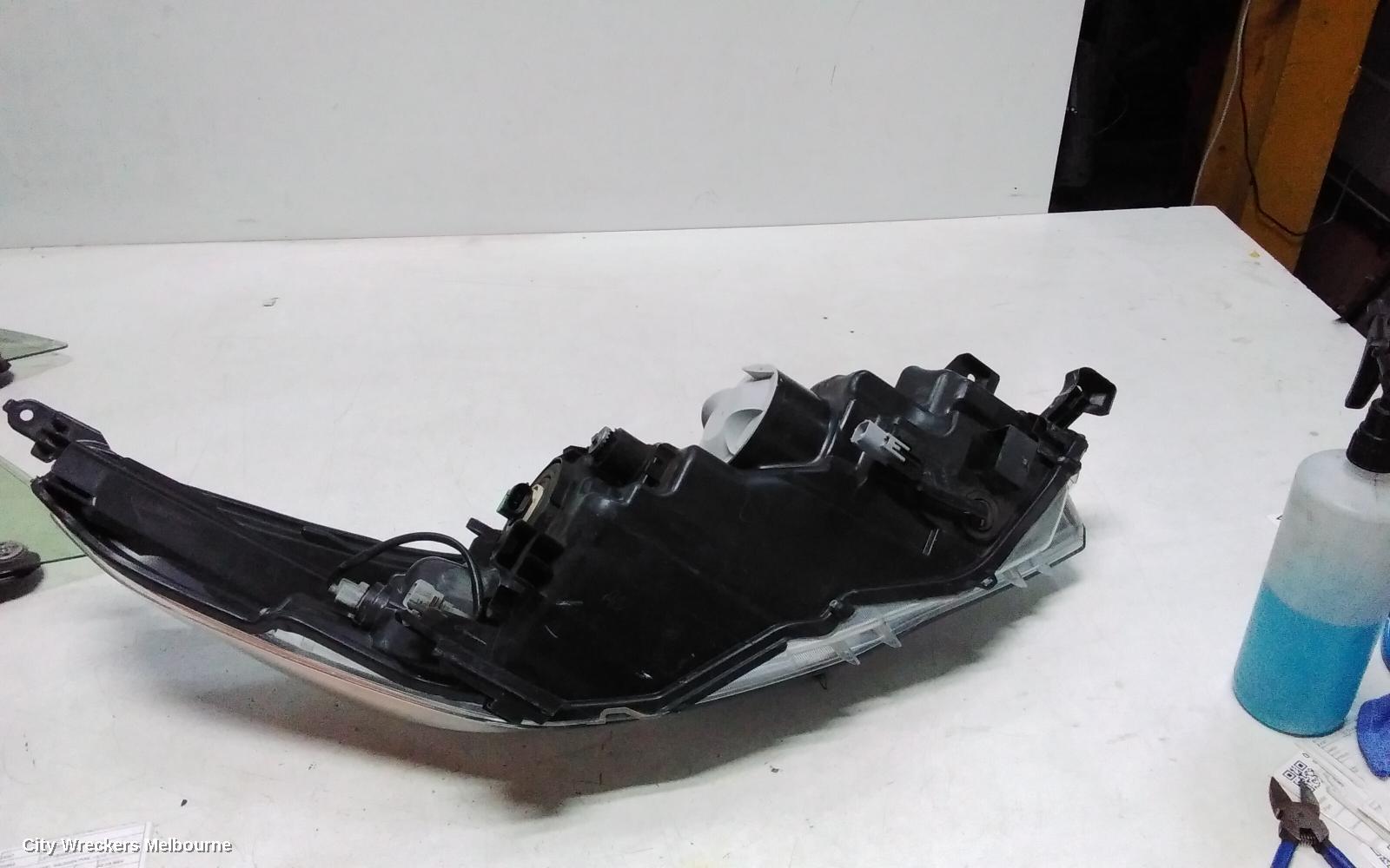 TOYOTA KLUGER LEFT HEADLAMP, GSU50/GSU55, GX/GXL, HALOGEN TYPE, 12/2013 - 10/2016