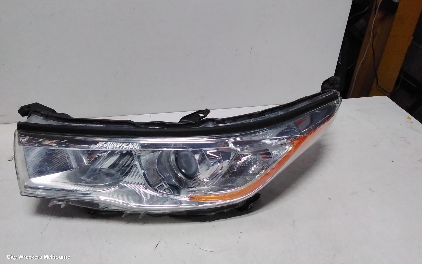 TOYOTA KLUGER LEFT HEADLAMP, GSU50/GSU55, GX/GXL, HALOGEN TYPE, 12/2013 - 10/2016