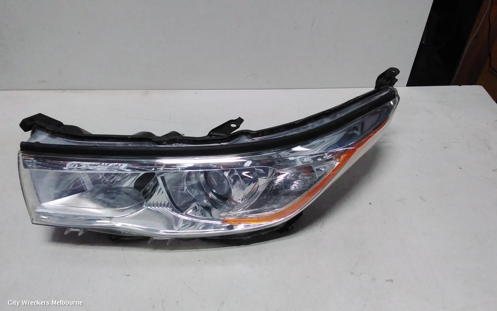 TOYOTA KLUGER LEFT HEADLAMP, GSU50/GSU55, GX/GXL, HALOGEN TYPE, 12/2013 - 10/2016