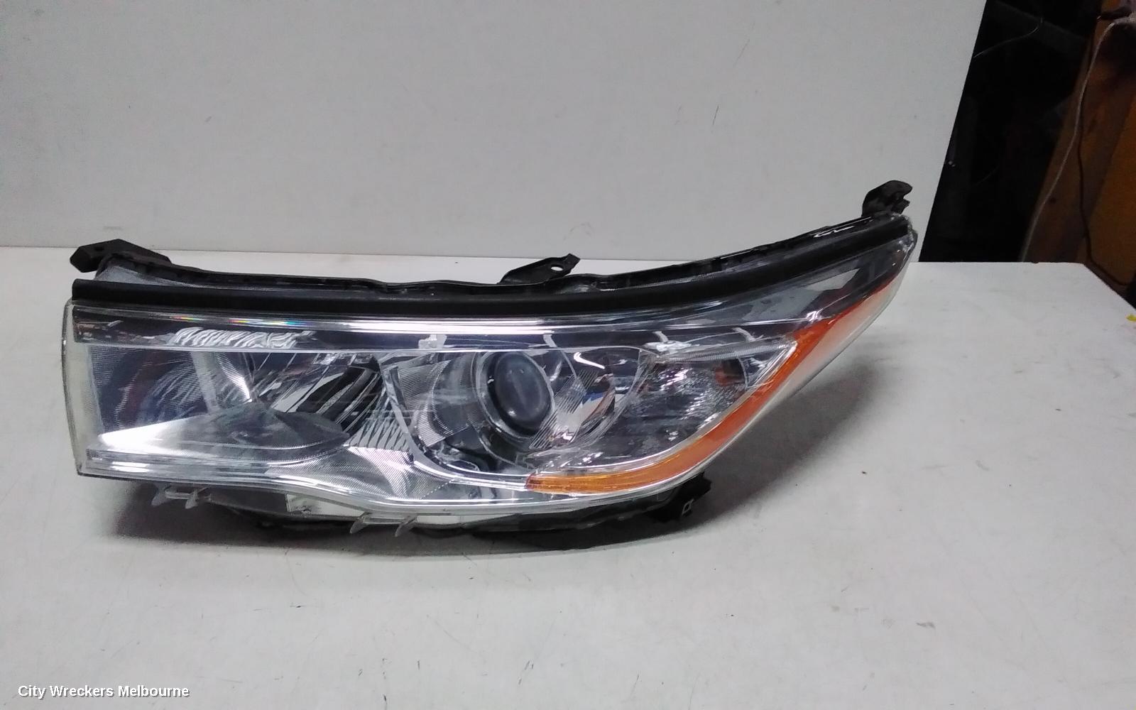 TOYOTA KLUGER LEFT HEADLAMP, GSU50/GSU55, GX/GXL, HALOGEN TYPE, 12/2013 - 10/2016