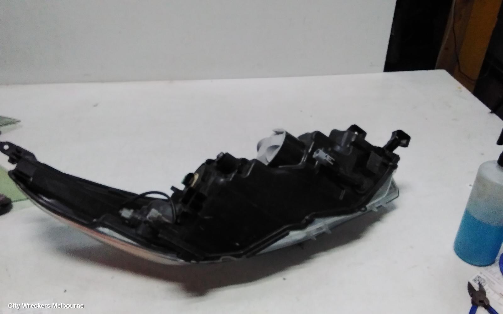 TOYOTA KLUGER LEFT HEADLAMP, GSU50/GSU55, GX/GXL, HALOGEN TYPE, 12/2013 - 10/2016