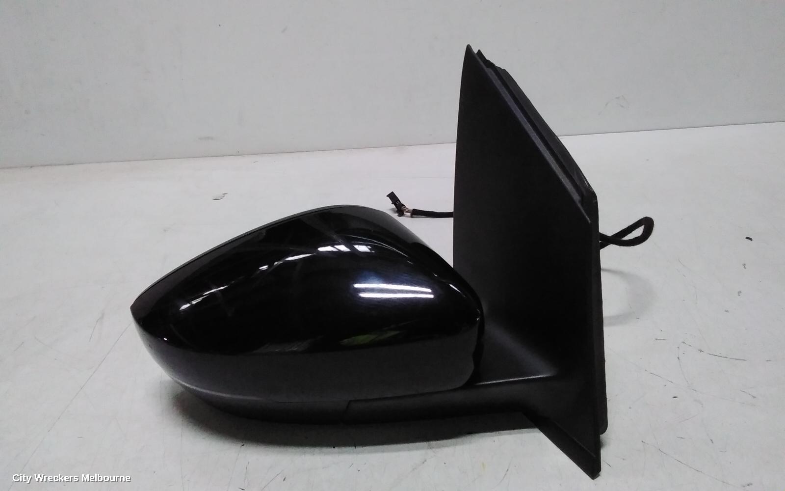 VOLKSWAGEN POLO RIGHT DOOR MIRROR, 6R, HEATED TYPE, 05/2014 - 09/2017