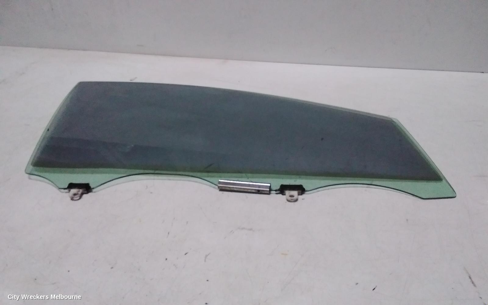 TOYOTA PRIUS RIGHT FRONT DOOR WINDOW, NHW20R, POWER, 10/2003 - 05/2009