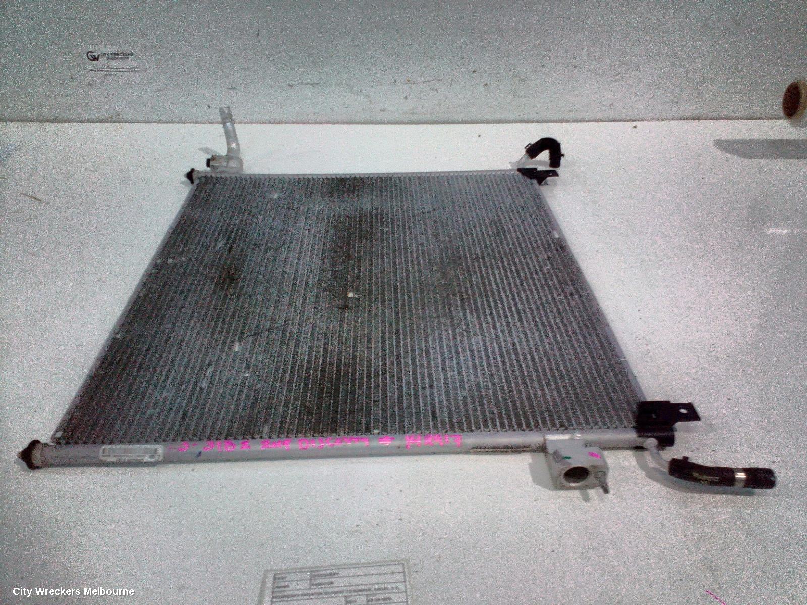 LAND ROVER DISCOVERY RADIATOR, SECONDARY RADIATOR (CLOSEST TO BUMPER), DIESEL, 3.0, TWIN TURBO, SD6, L462, 12/2016 - 12/2020