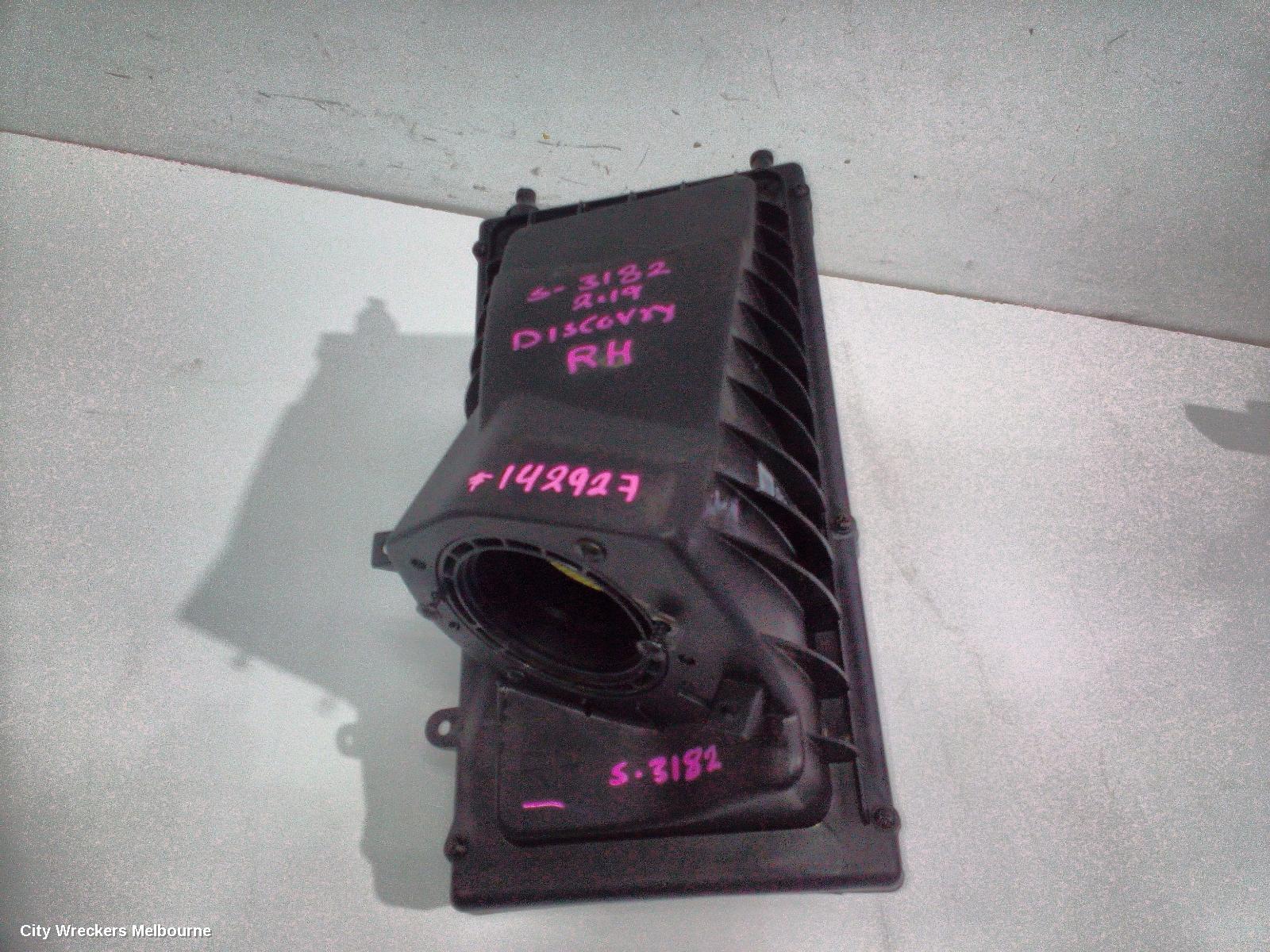 LAND ROVER DISCOVERY AIR CLEANER DUCT/HOS, L462, 12/2016 ONWARDS