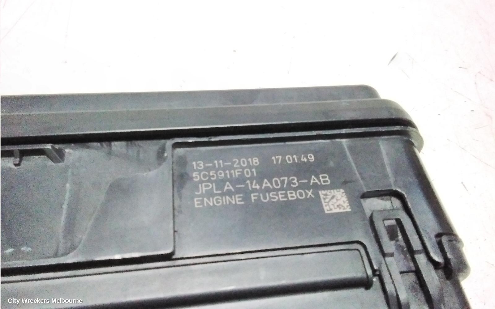 LAND ROVER DISCOVERY SPORT FUSE BOX, ENGINE BAY, PETROL, L550, 01/2015 ONWARDS