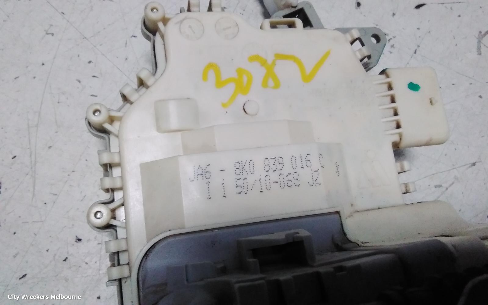 AUDI Q5 DOOR/BOOT/GATE LOCK, RIGHT REAR DOOR LOCK, 8R, SINGLE ROW (6 PIN), P/N 8K0839016C, 12/2008 - 01/2017