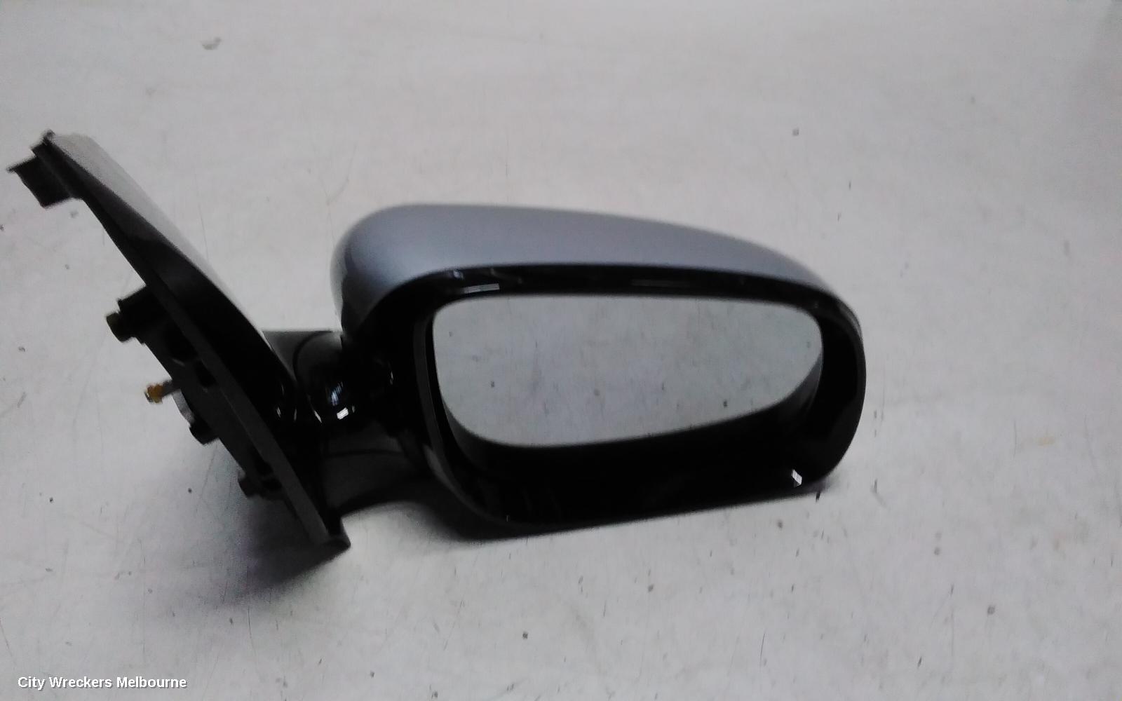 KIA CARNIVAL/GRAND CARNIVAL RIGHT DOOR MIRROR, YP, POWER FOLD, NON BLIND SPOT, NON CAMERA TYPE, 12/2014 - 10/2020