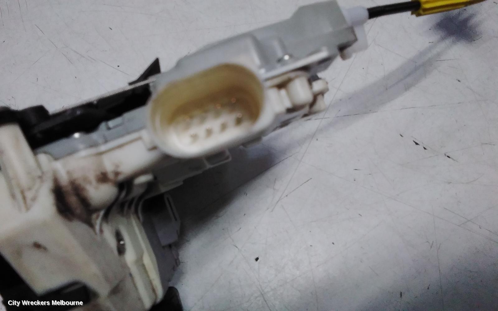 AUDI Q5 DOOR/BOOT/GATE LOCK, LEFT FRONT DOOR LOCK, 8R, DUAL ROW (8 PIN), P/N 8J2837015F, 12/2008 - 01/2017