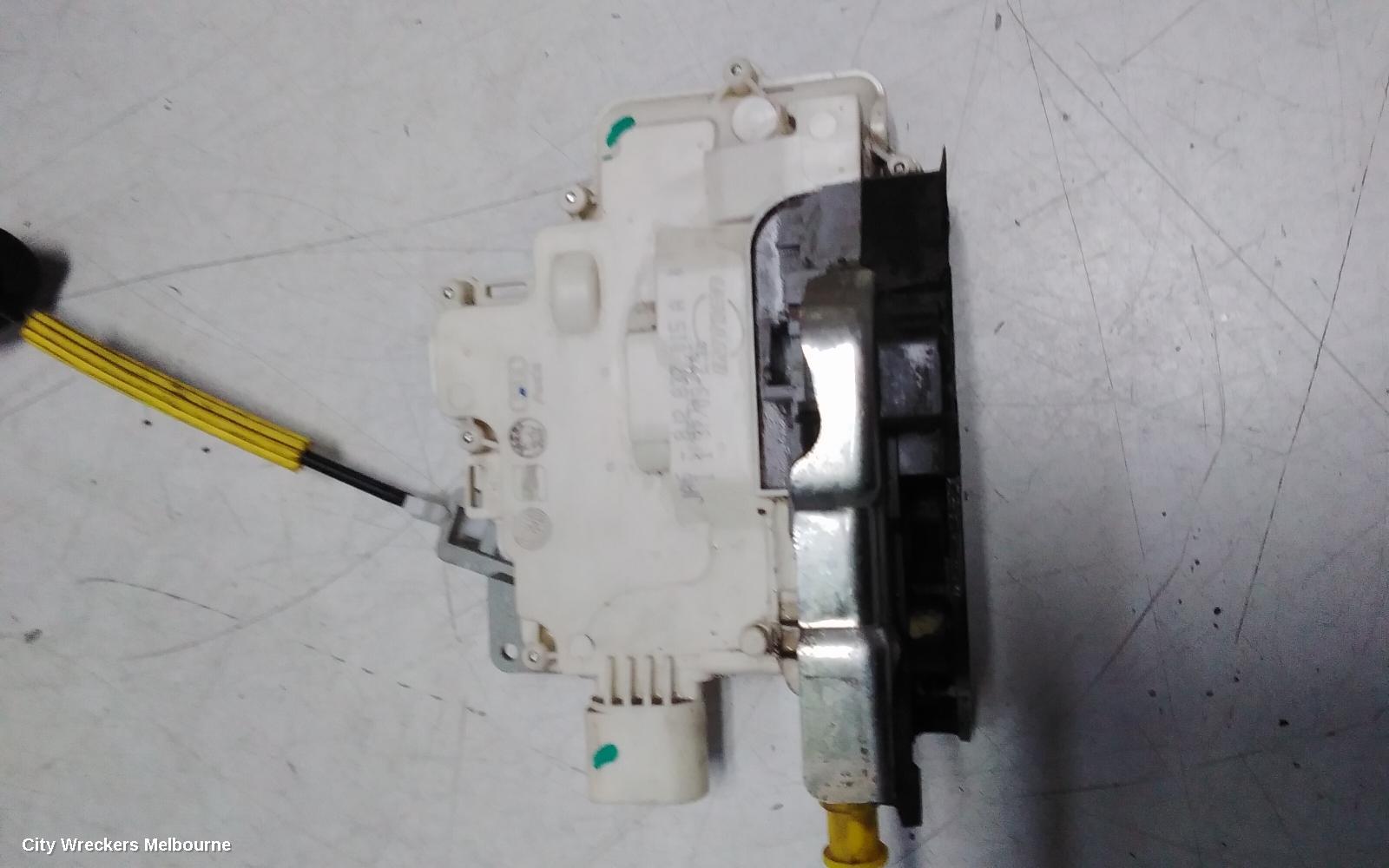 AUDI Q5 DOOR/BOOT/GATE LOCK, LEFT FRONT DOOR LOCK, 8R, DUAL ROW (8 PIN), P/N 8J2837015F, 12/2008 - 01/2017