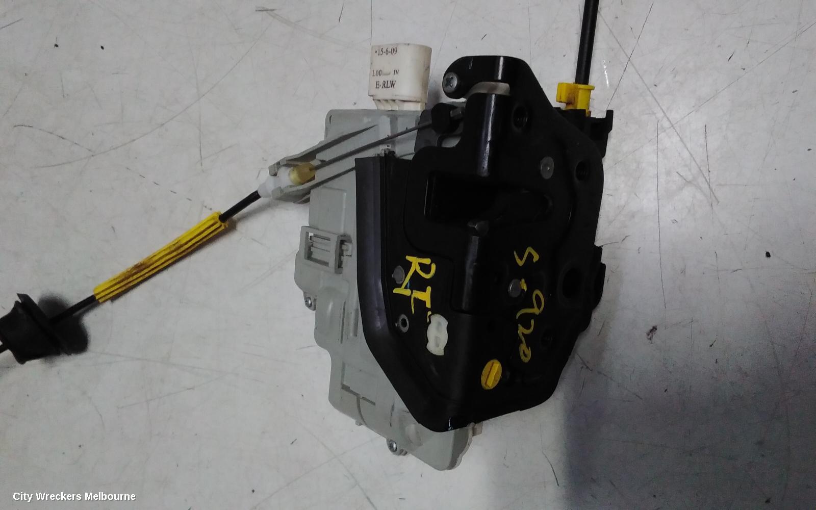 AUDI Q5 DOOR/BOOT/GATE LOCK, LEFT FRONT DOOR LOCK, 8R, DUAL ROW (8 PIN), P/N 8J2837015F, 12/2008 - 01/2017
