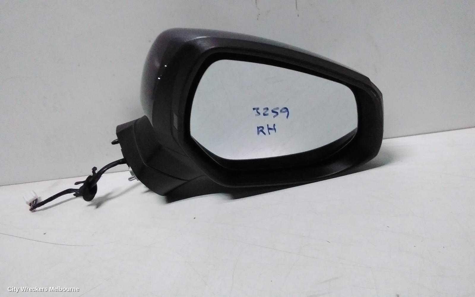 LDV D90 RIGHT DOOR MIRROR, SV9A, W/ POWER FOLD, PUDDLE LAMP, NON CAMERA TYPE, 11/2017 - 04/2024