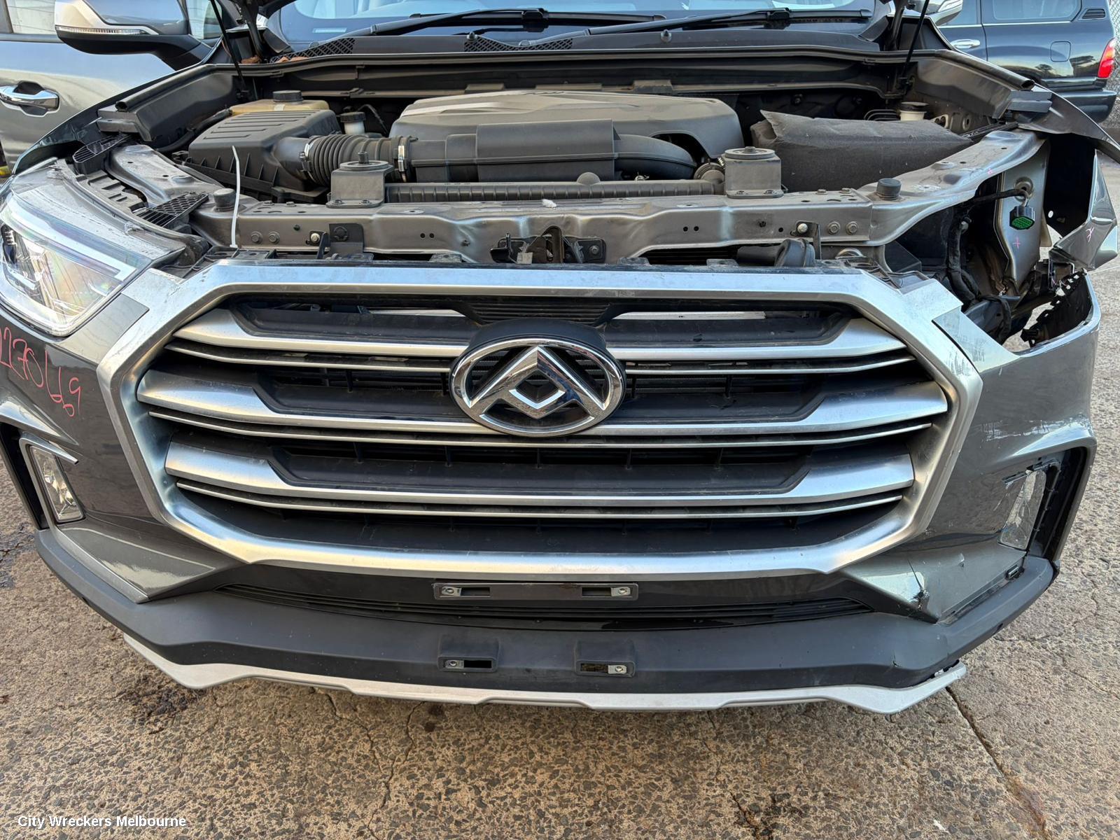 LDV D90 GRILLE, RADIATOR GRILLE, 3 BARS, LIGHT GREY, SV9A, 11/2017 - 04/2024