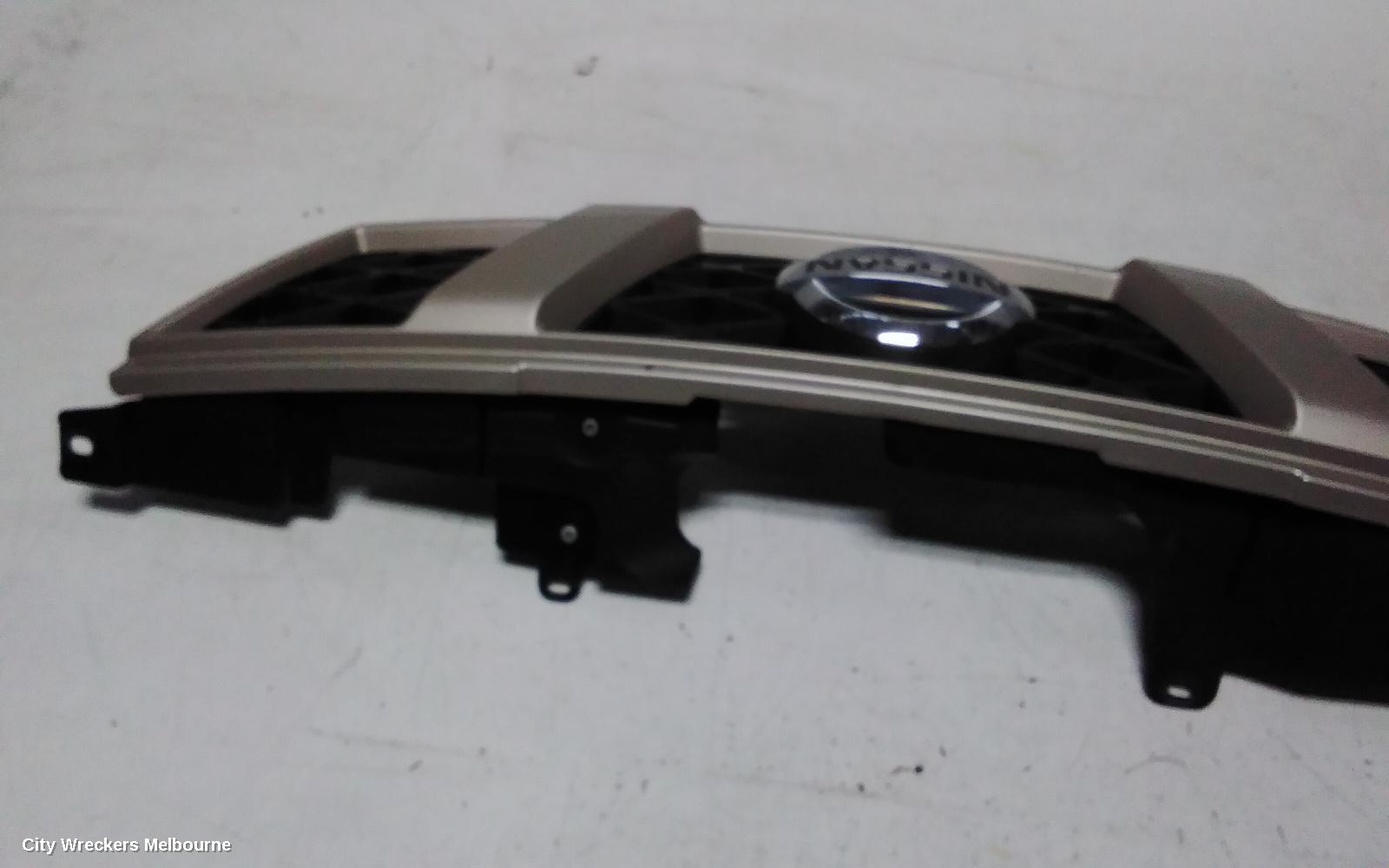NISSAN XTRAIL GRILLE, RADIATOR GRILLE, T31, ST/TS, COLOUR CODED, 09/2007 - 06/2010
