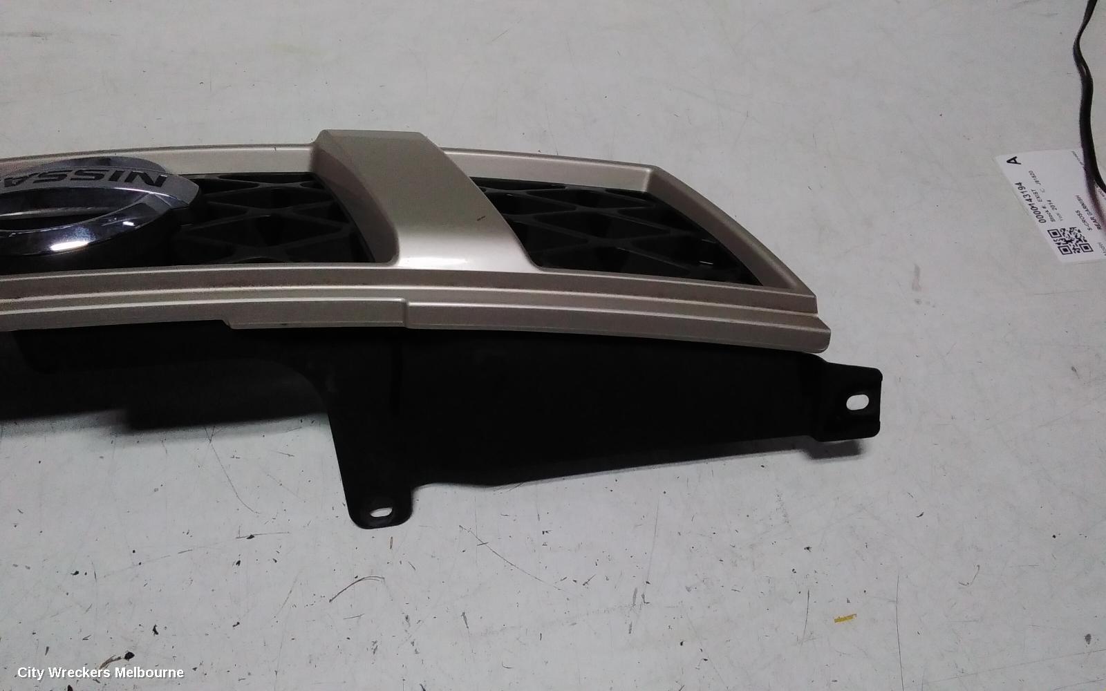 NISSAN XTRAIL GRILLE, RADIATOR GRILLE, T31, ST/TS, COLOUR CODED, 09/2007 - 06/2010
