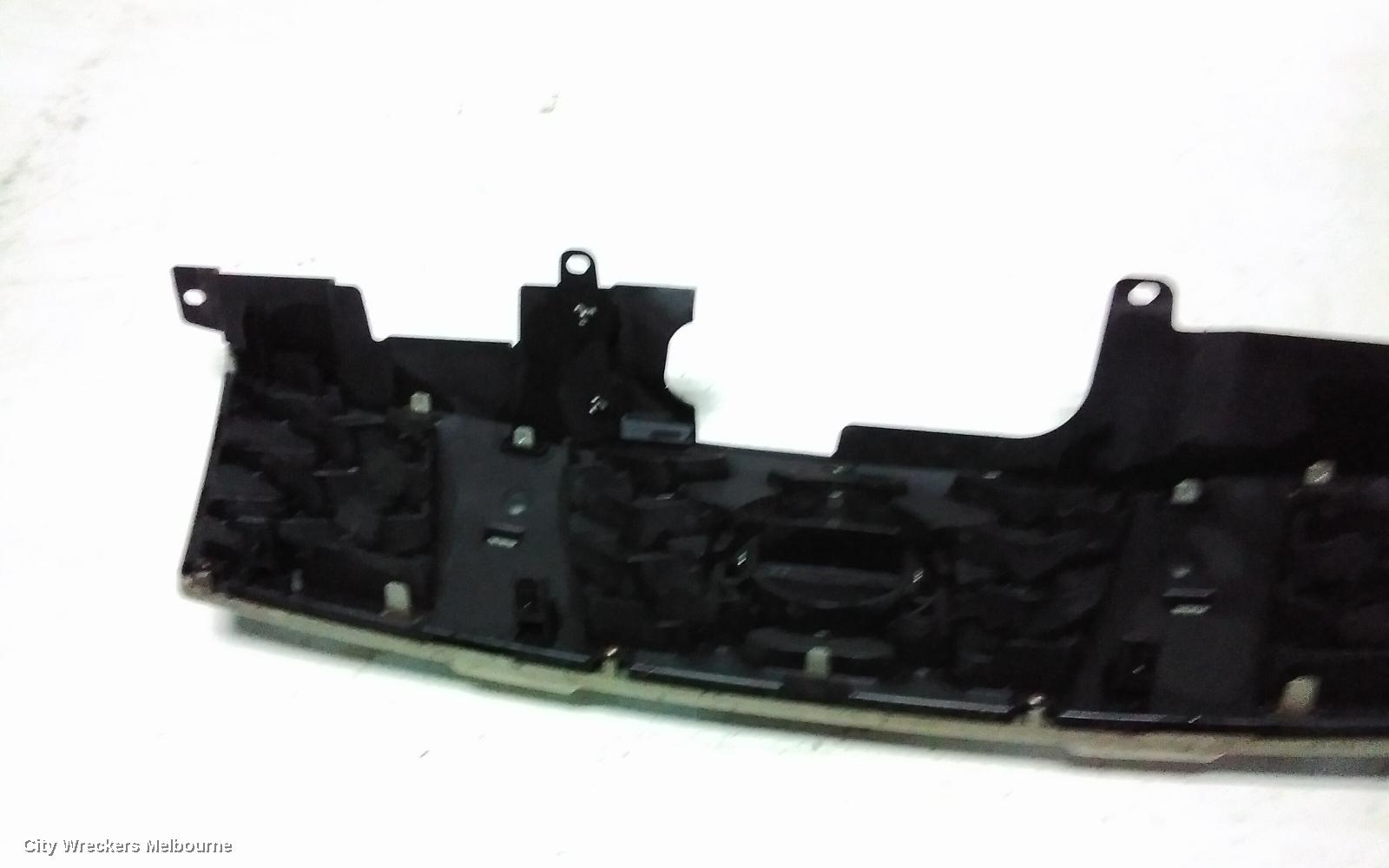 NISSAN XTRAIL GRILLE, RADIATOR GRILLE, T31, ST/TS, COLOUR CODED, 09/2007 - 06/2010
